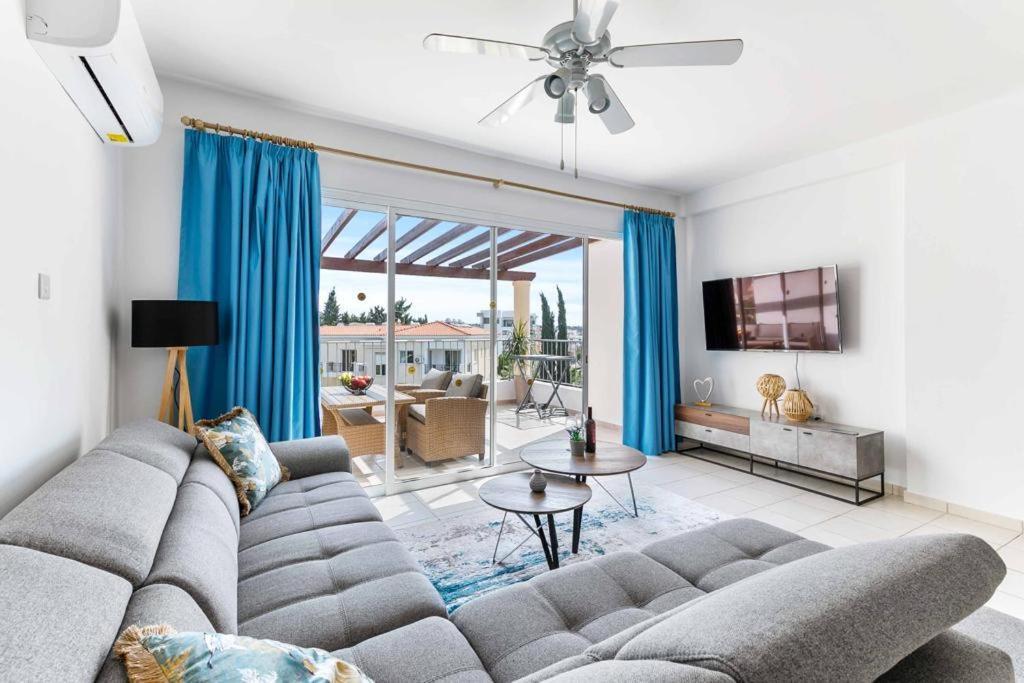 Penthouse Carina Leilighet Paphos Eksteriør bilde